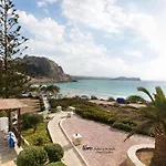 Glaros Luxury Studio On The Beach