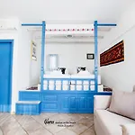 Daire Glaros Luxury Studio On The Beach *