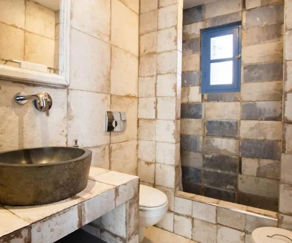 Апартаменты Glaros Luxury Studio On The Beach *