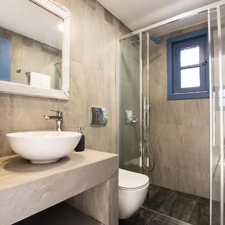 Glaros Luxury Studio On The Beach アパート *